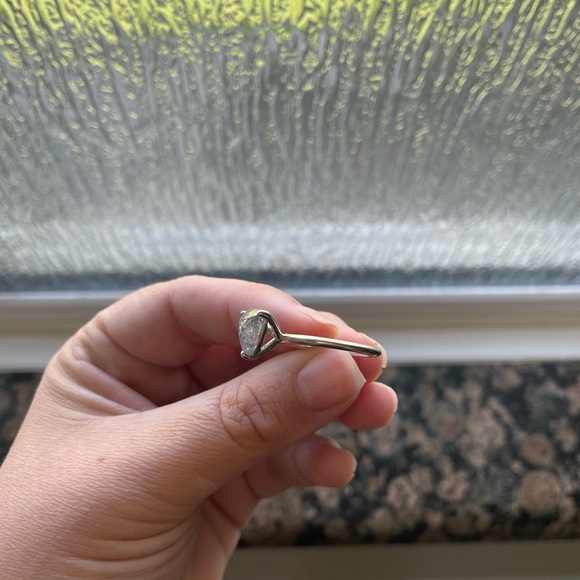 Salt and paper diamond ring. - Picture 5 of 9